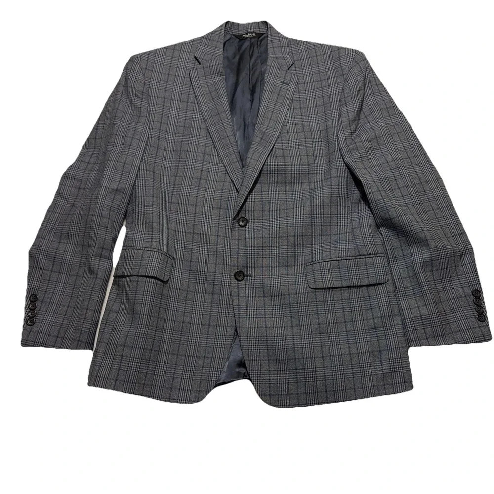 Jos A Bank Blazer Mens 42R Blue Windowpane 100 Wool Tailored Fit Sport Coat